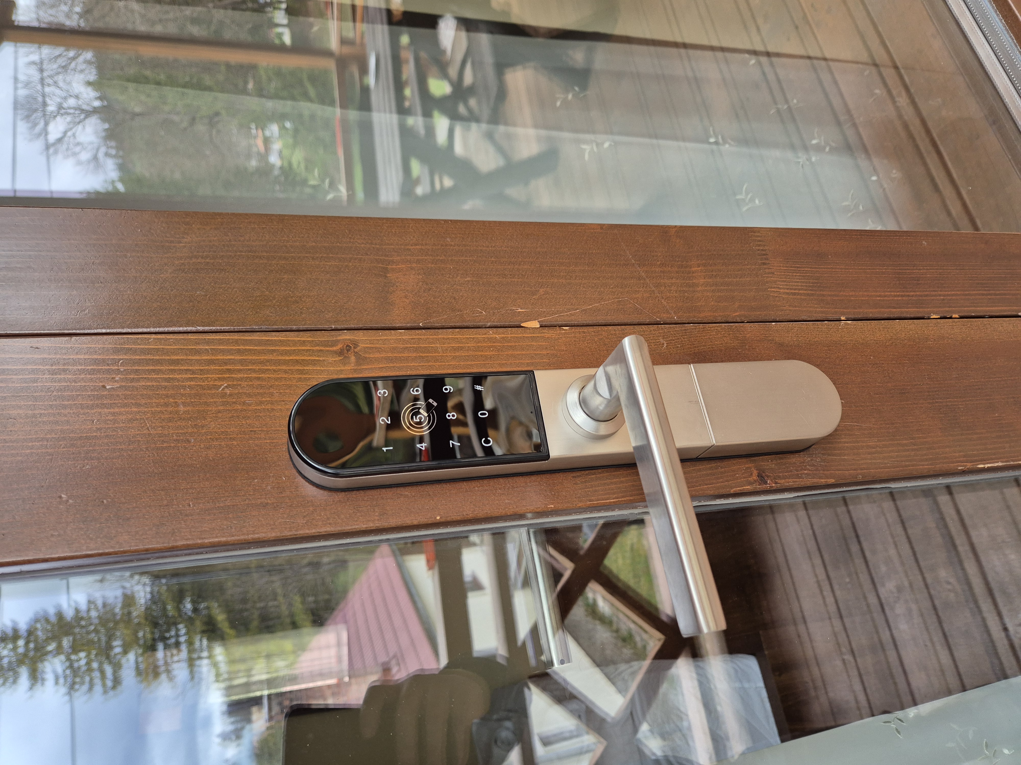 Lázár Panzió Borszék zárrendszer