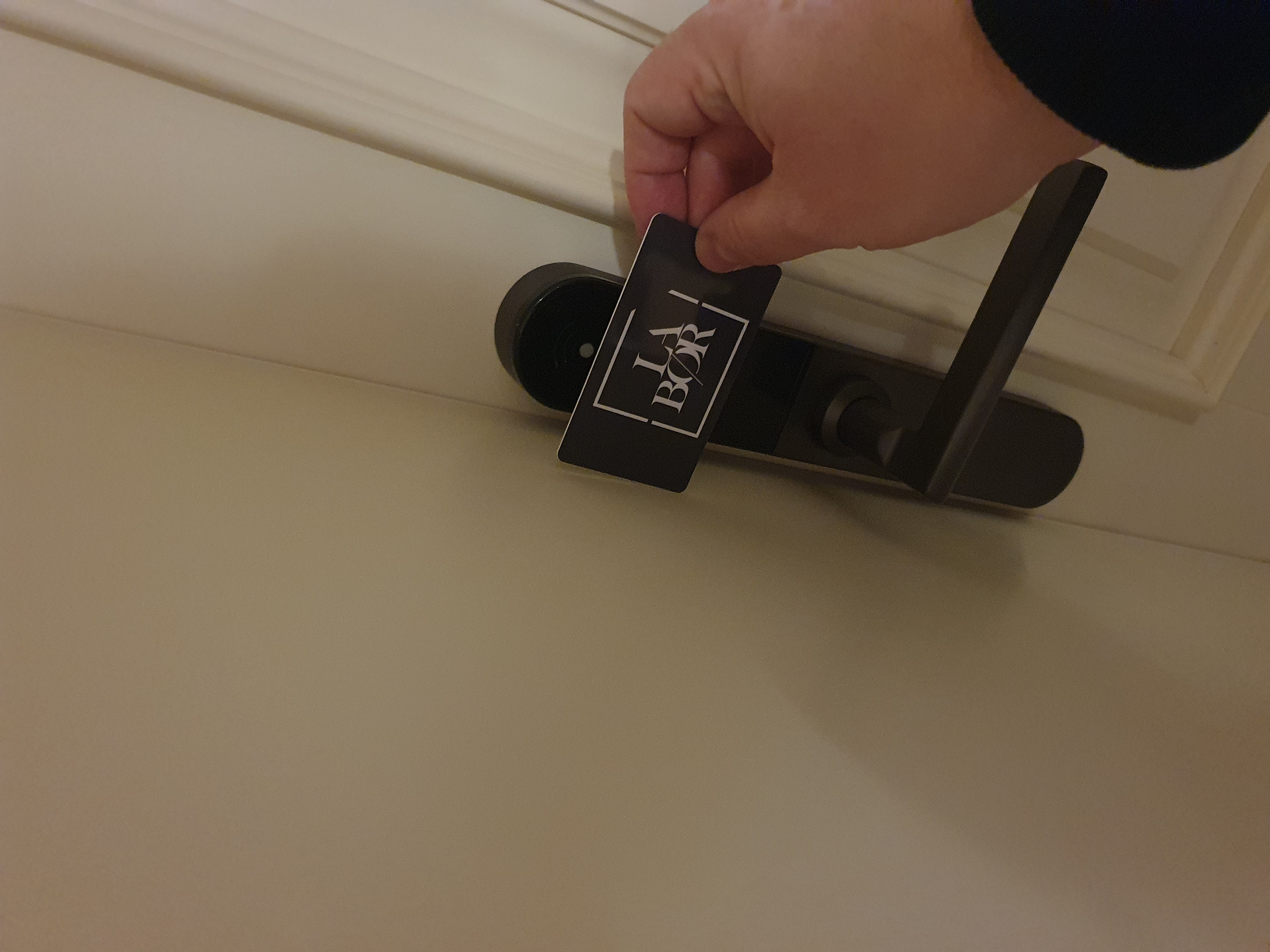 La Bor Bistro zárrendszer telepítése